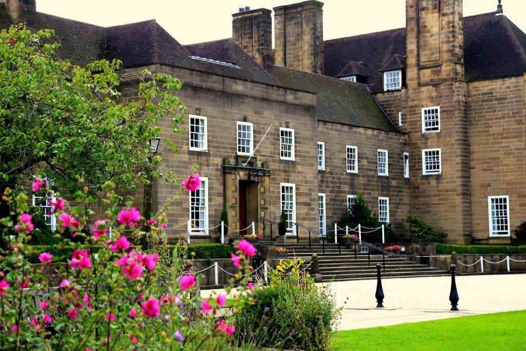 St Mary's College and drive