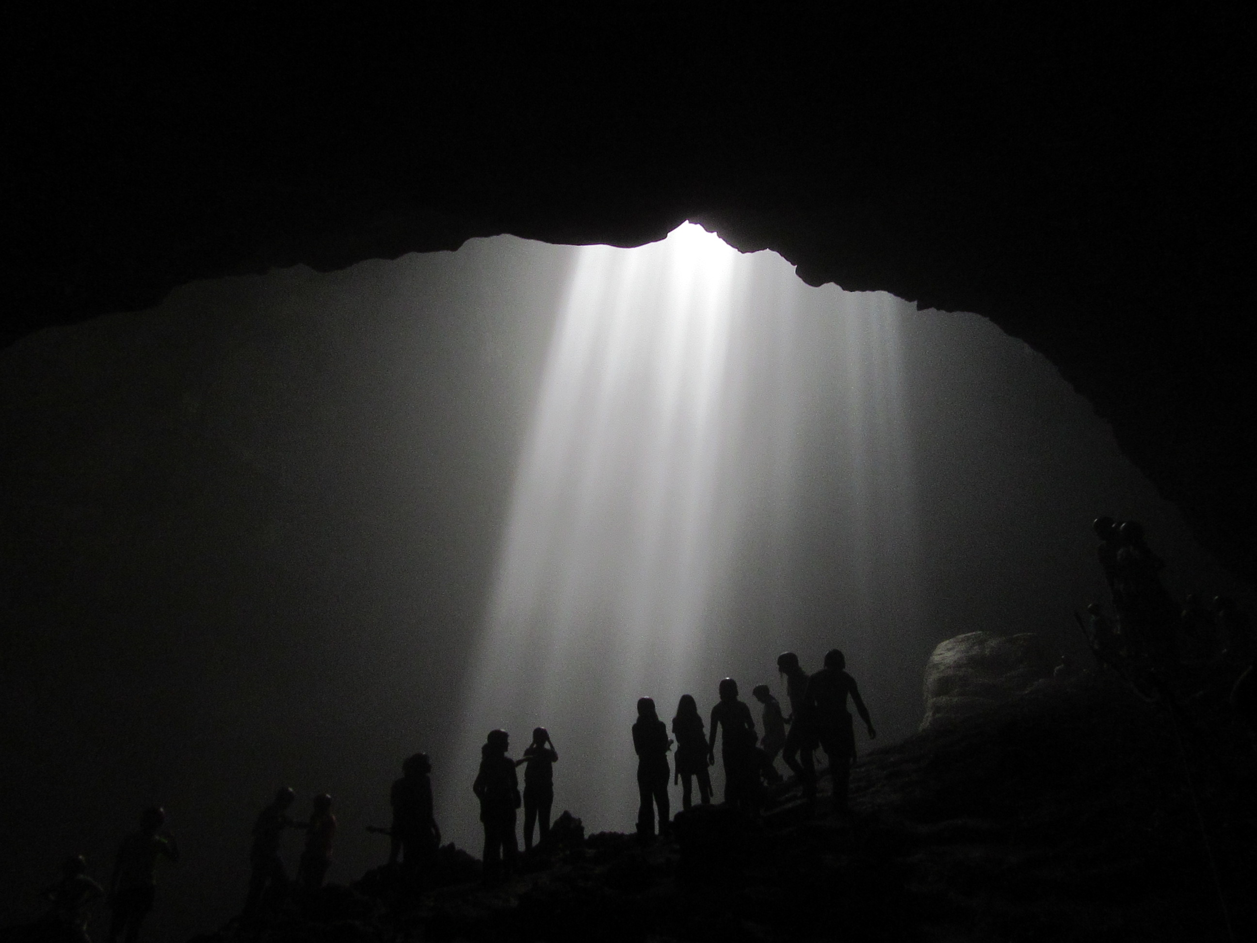 tourism, cave, stalactites, stalagmites.
