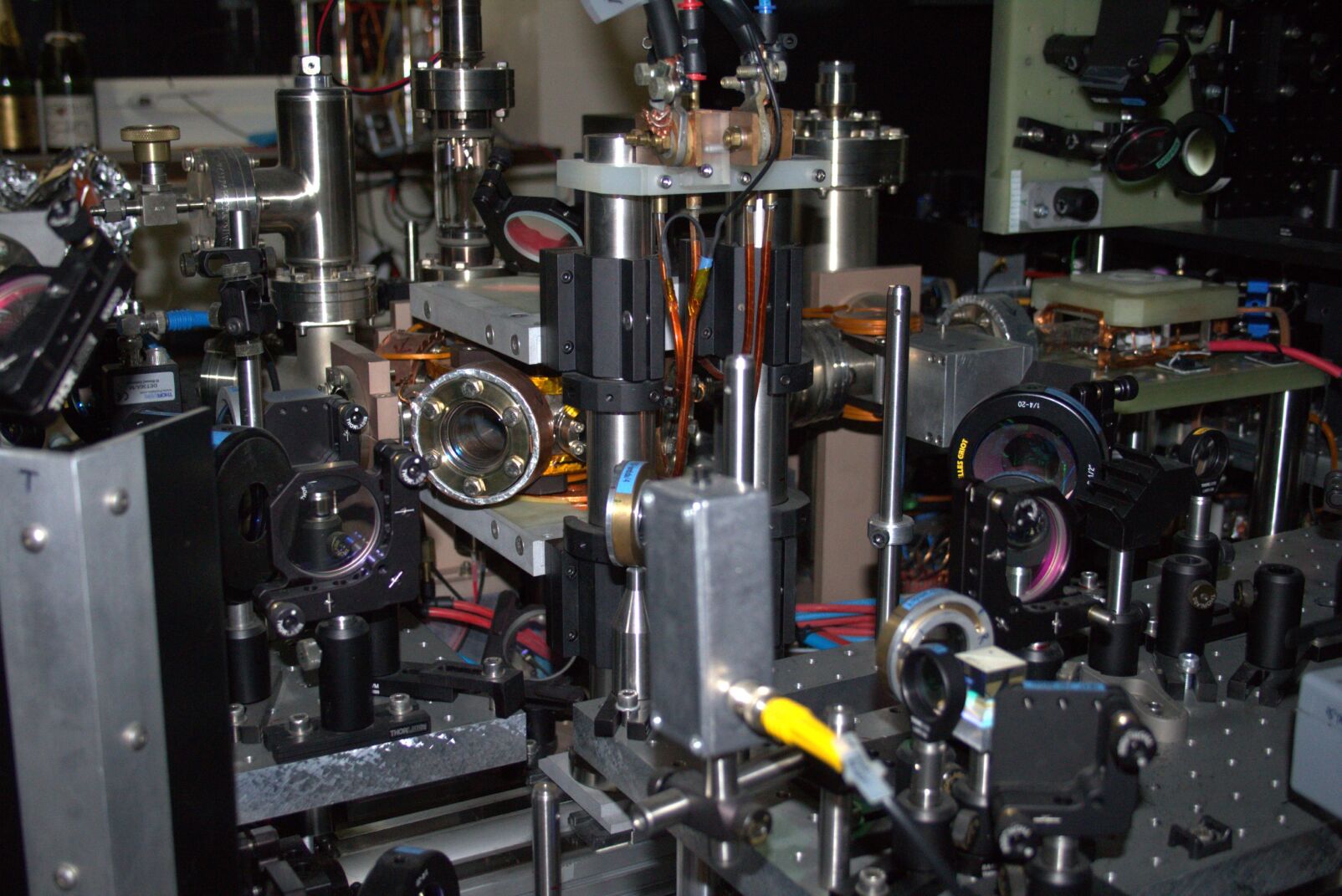 Atomic, Molecular & Optical Physics lab